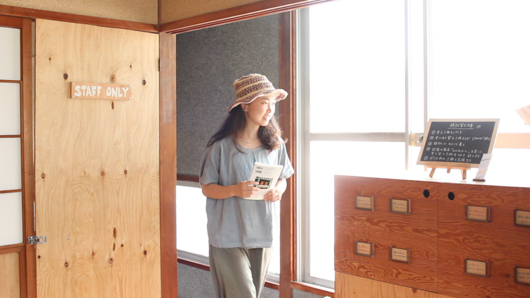 本と栞が旅するように巡る、物々交換できる本棚『旅する栞や文庫』はじめました。